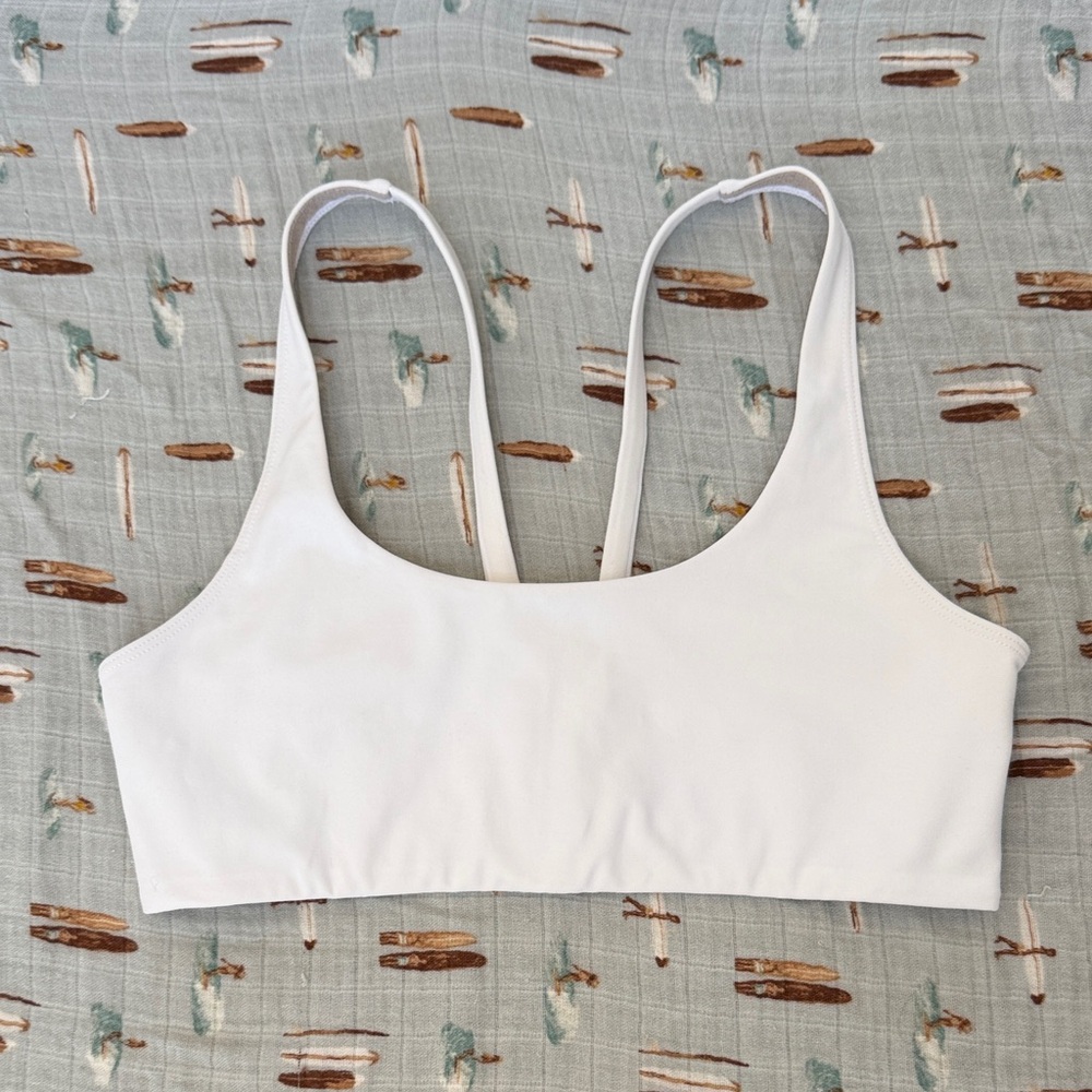 Vuori Yosemite Bra — White